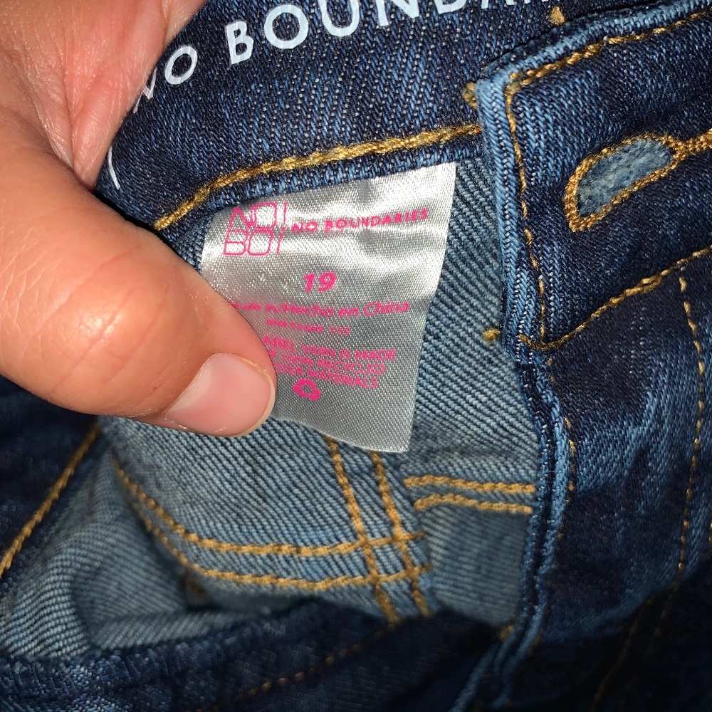 No boundaries jeans